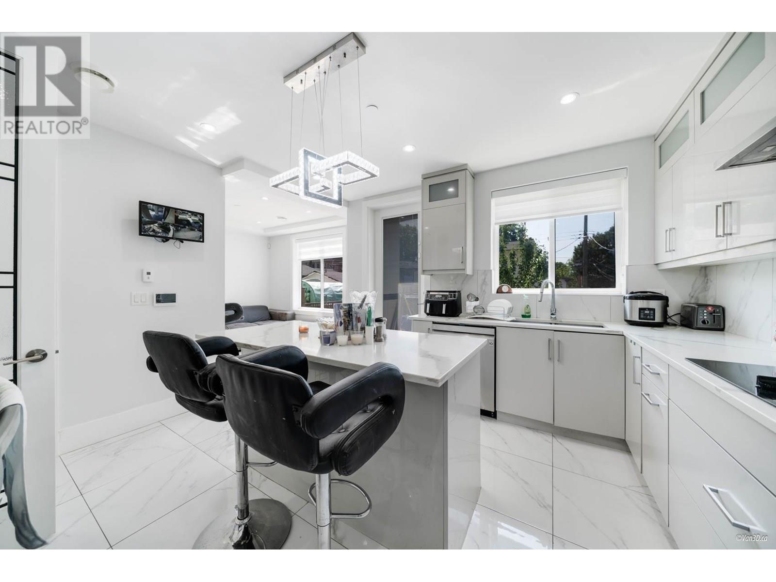 4841 Dumfries Street, Vancouver, British Columbia  V5N 3T8 - Photo 7 - R3016924