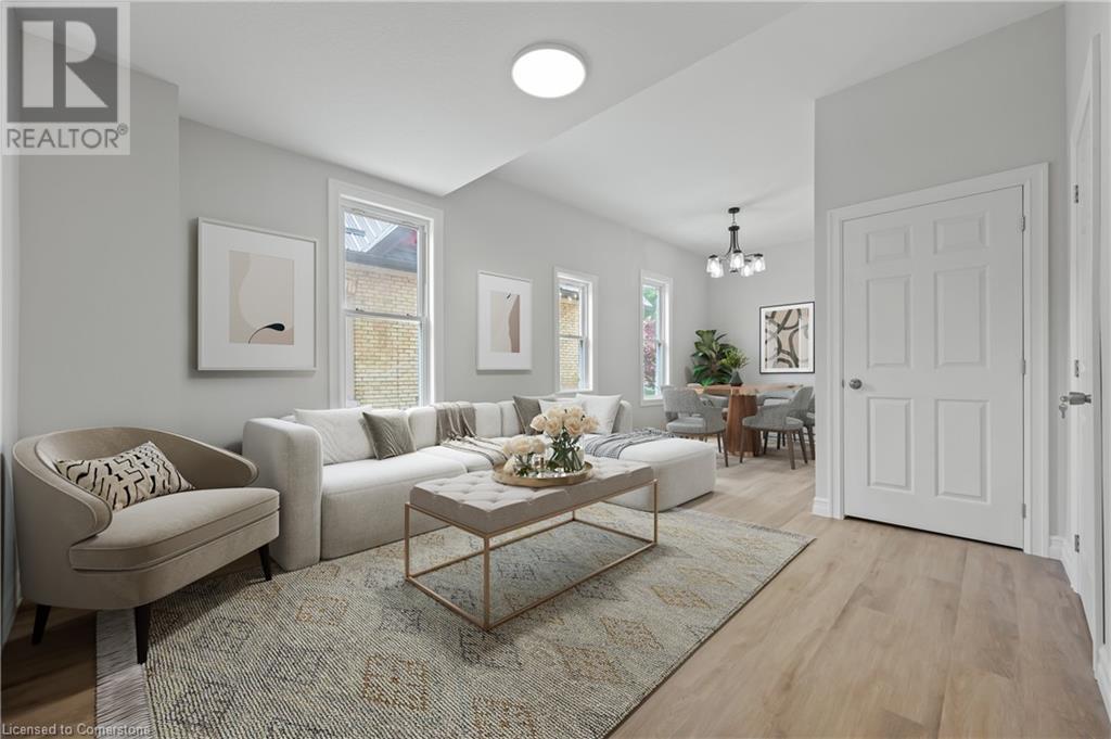 Photo 25 of 49 for 41 Chestnut Street