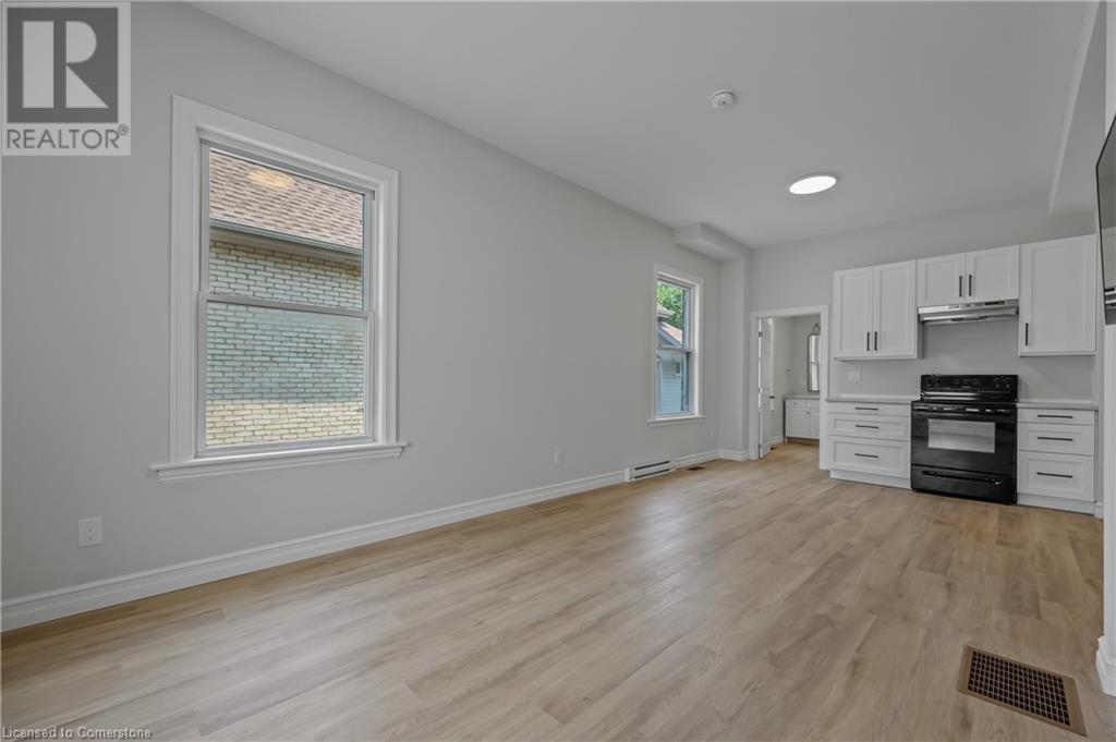 Photo 2 of 49 for 41 Chestnut Street