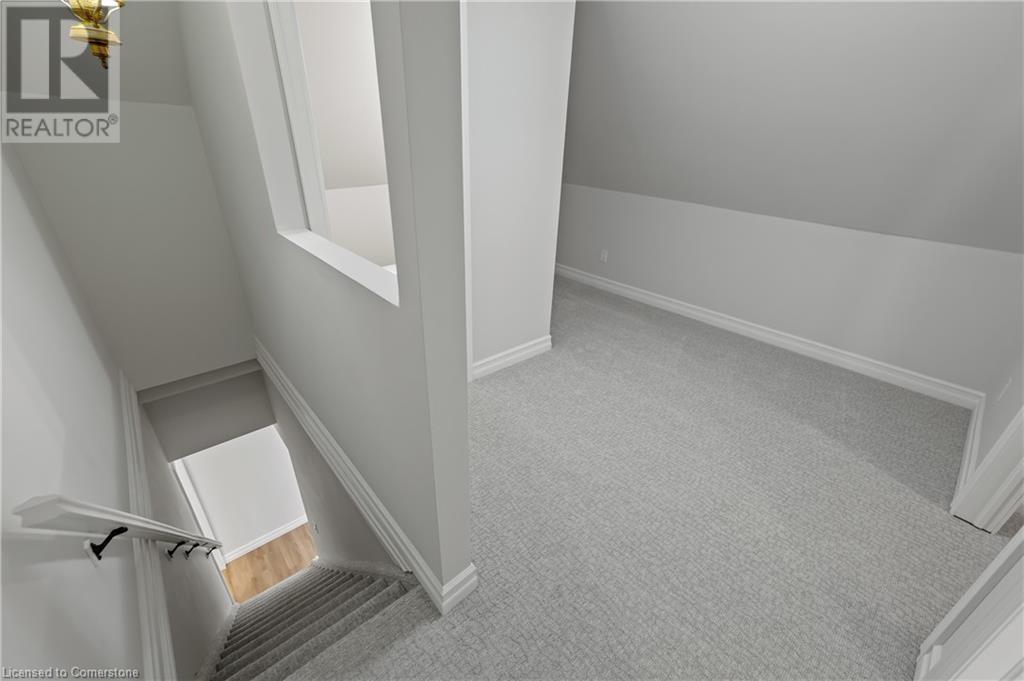 Photo 33 of 49 for 41 Chestnut Street