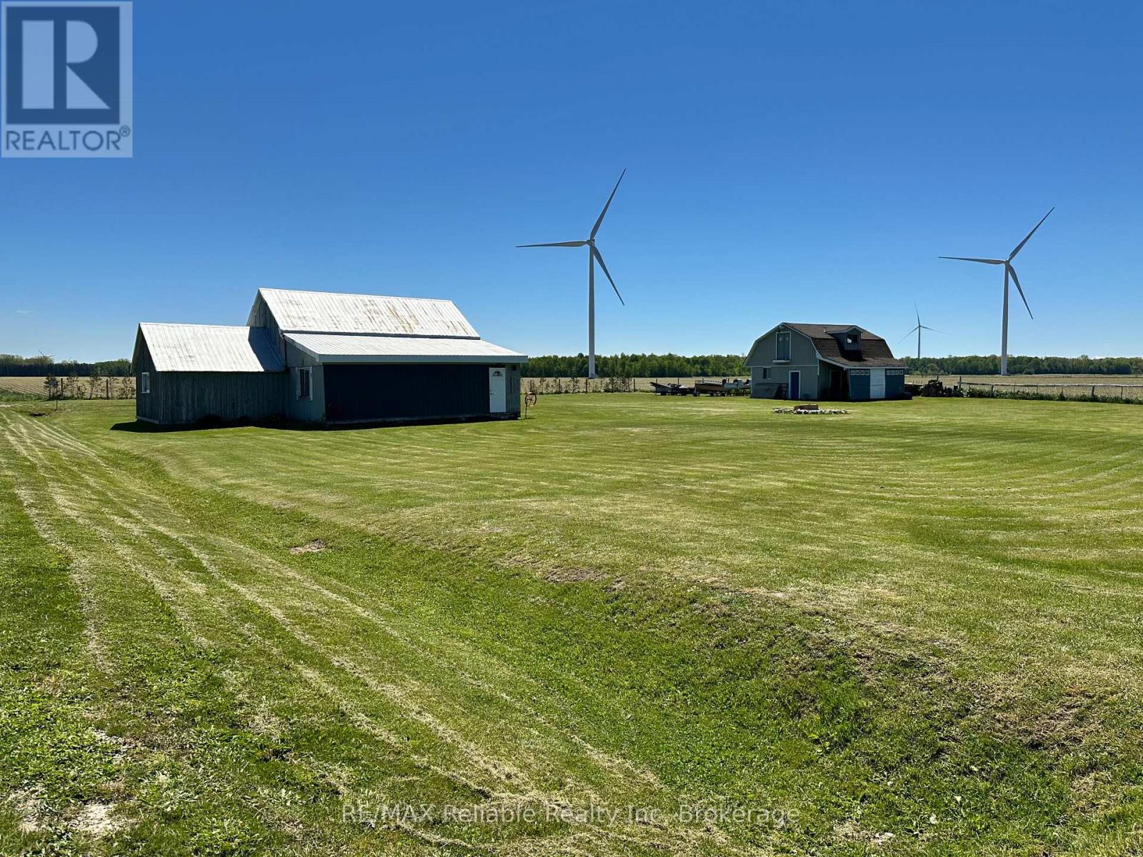 34481 Hendrick Road, Bluewater, Ontario  N0M 1N0 - Photo 35 - X12177249
