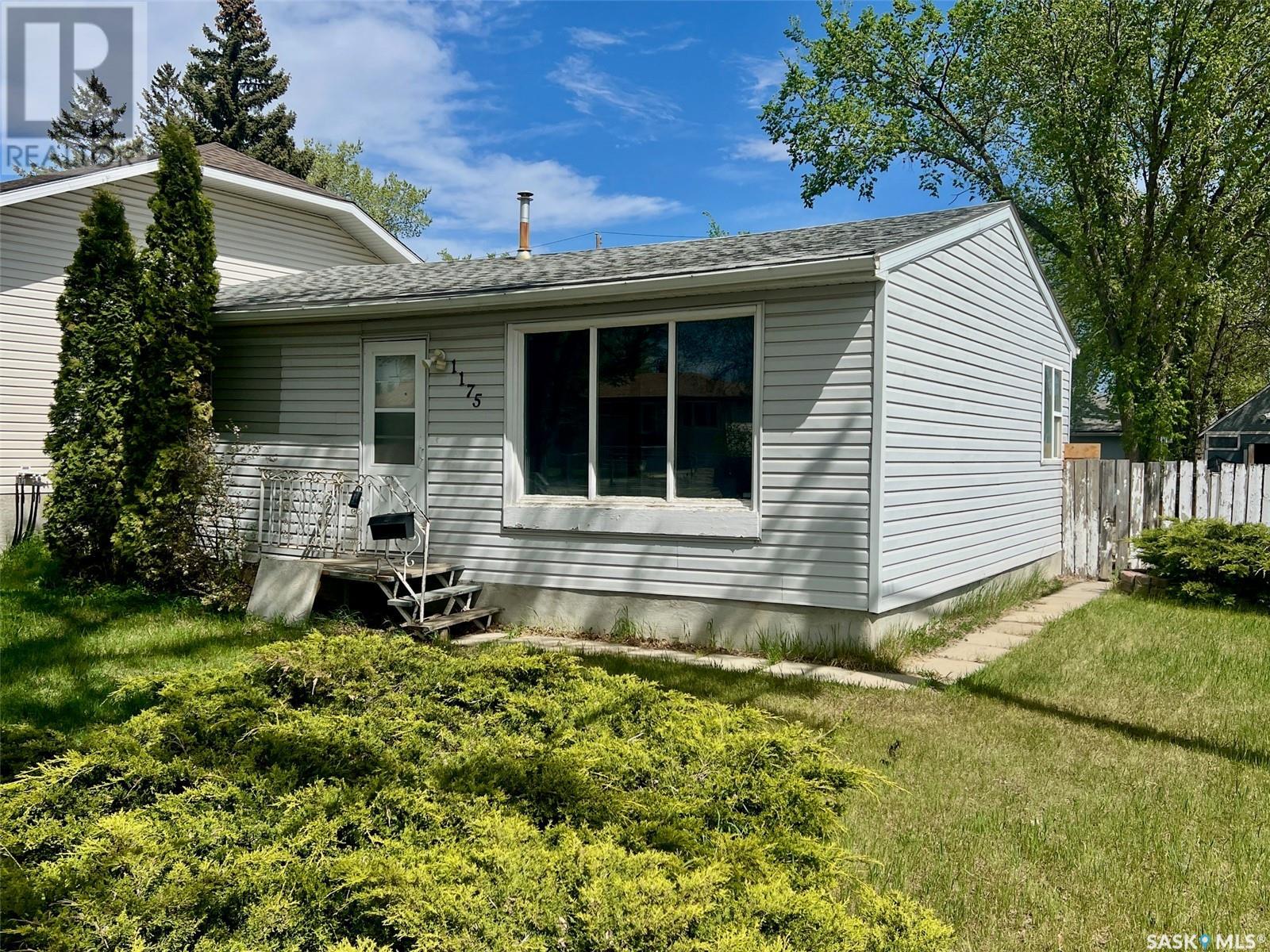 Property at 1175 Edgar STREET image 1