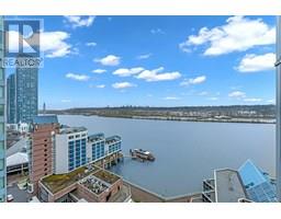 1709 988 QUAYSIDE DRIVE