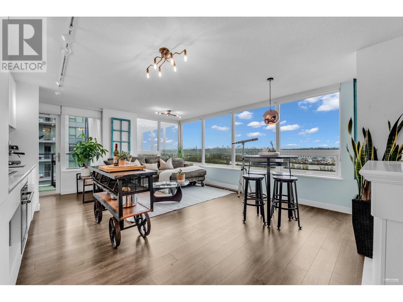 1709 988 Quayside Drive, New Westminster, British Columbia  V3M 0L5 - Photo 10 - R2989873