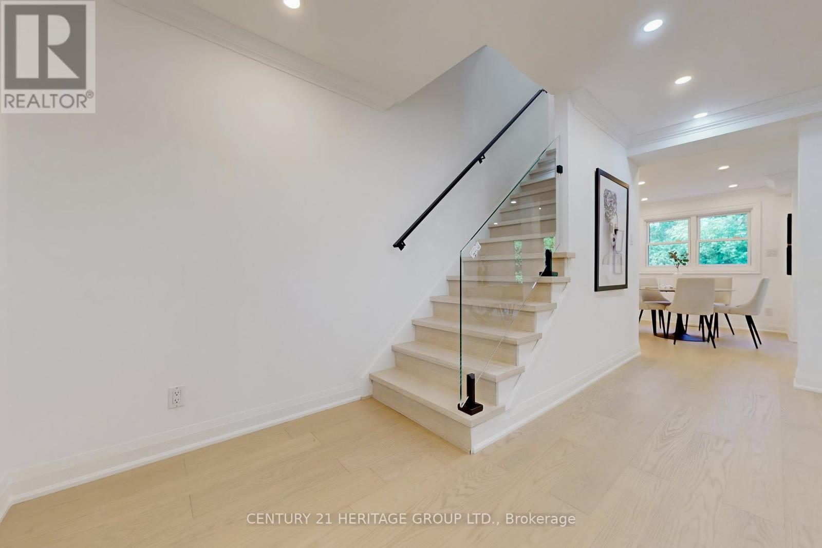 10 Cherry Blossom Lane, Markham, Ontario  L3T 3B9 - Photo 19 - N12227957