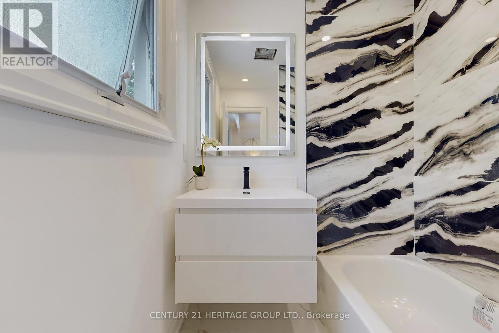 10 Cherry Blossom Lane, Markham, Ontario  L3T 3B9 - Photo 24 - N12227957