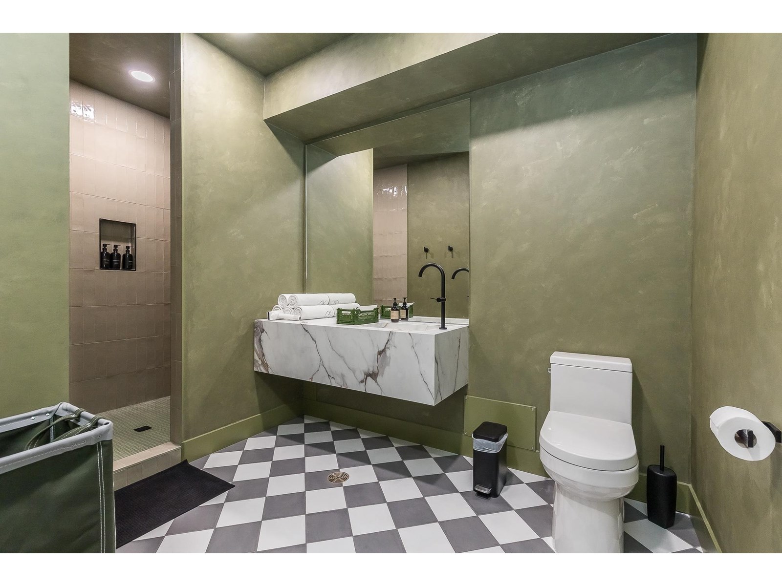 2 34100 South Fraser Way, Abbotsford, British Columbia  V2S 2C6 - Photo 6 - C8070093