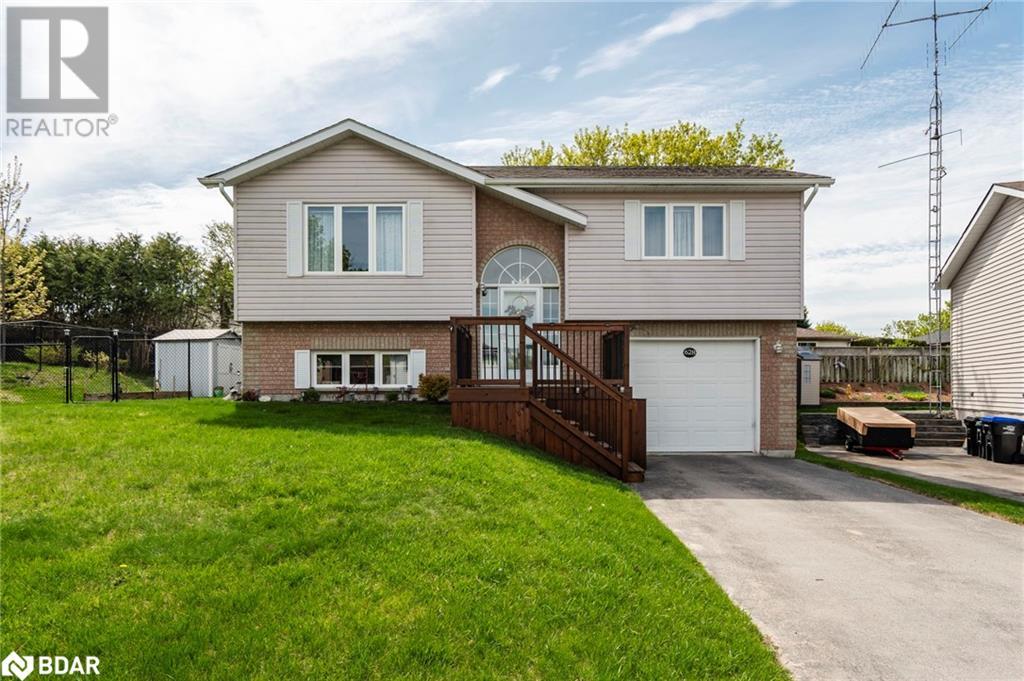 Property at 628 WAYNE Crescent image 1