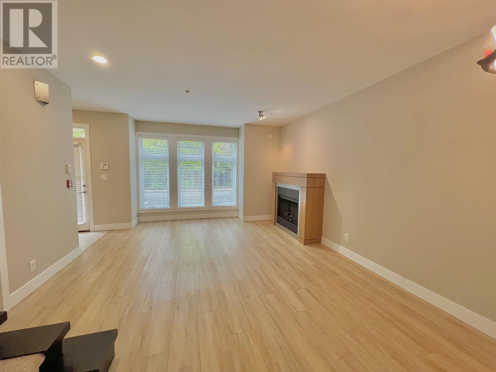Property at 23 5879 GRAY AVENUE image 3