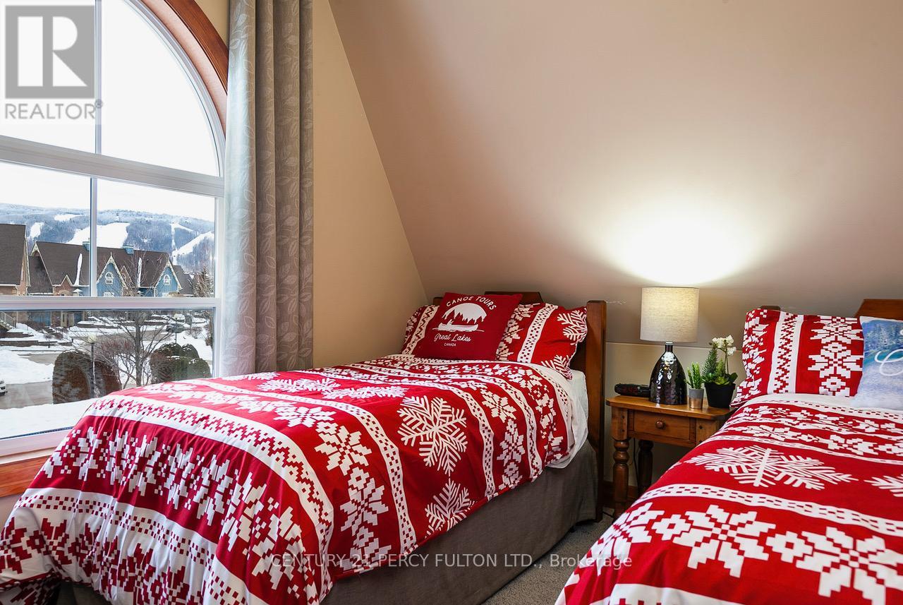 211 - 184 Snowbridge Way, Blue Mountains, Ontario  L9Y 0V1 - Photo 14 - X12227990