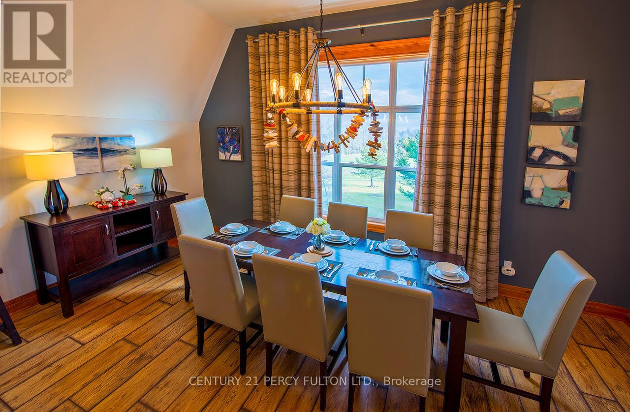 211 - 184 Snowbridge Way, Blue Mountains, Ontario  L9Y 0V1 - Photo 5 - X12227990