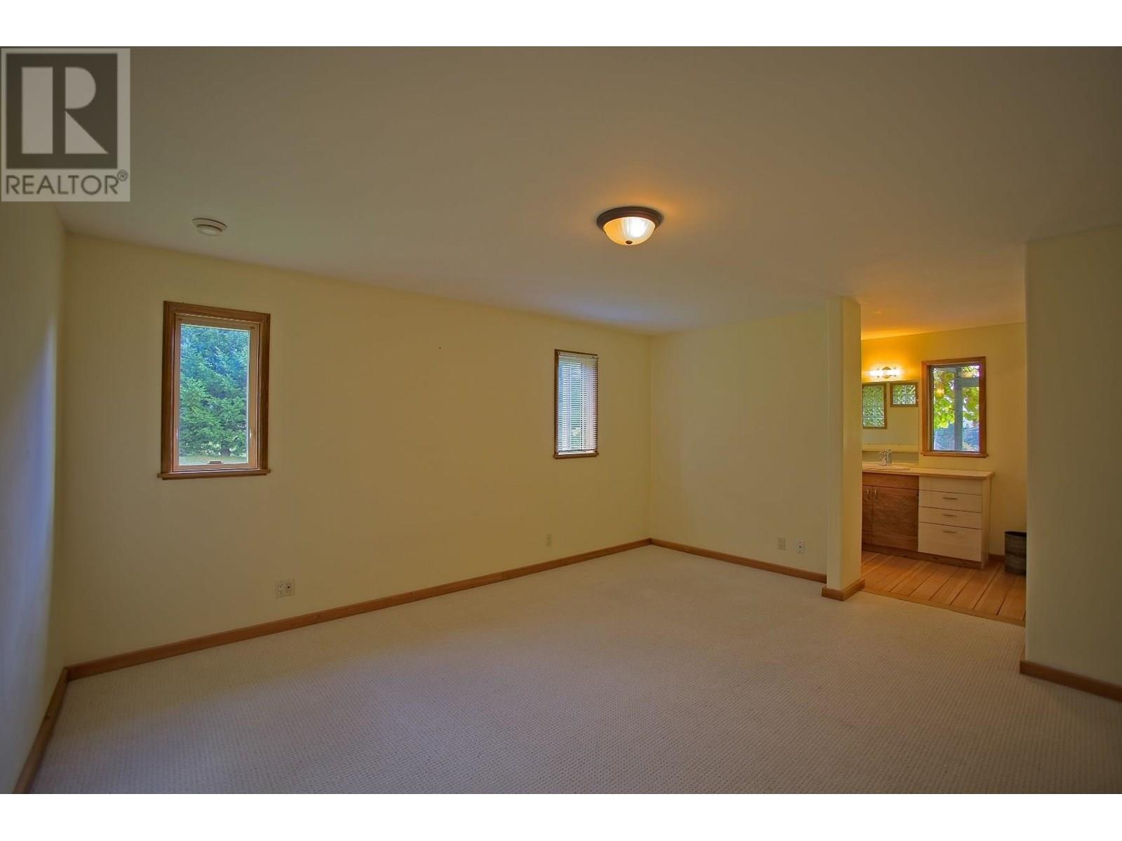 1901-1929 Fulford-Ganges Road, Salt Spring Island, British Columbia  V8K 2A6 - Photo 11 - R3017033