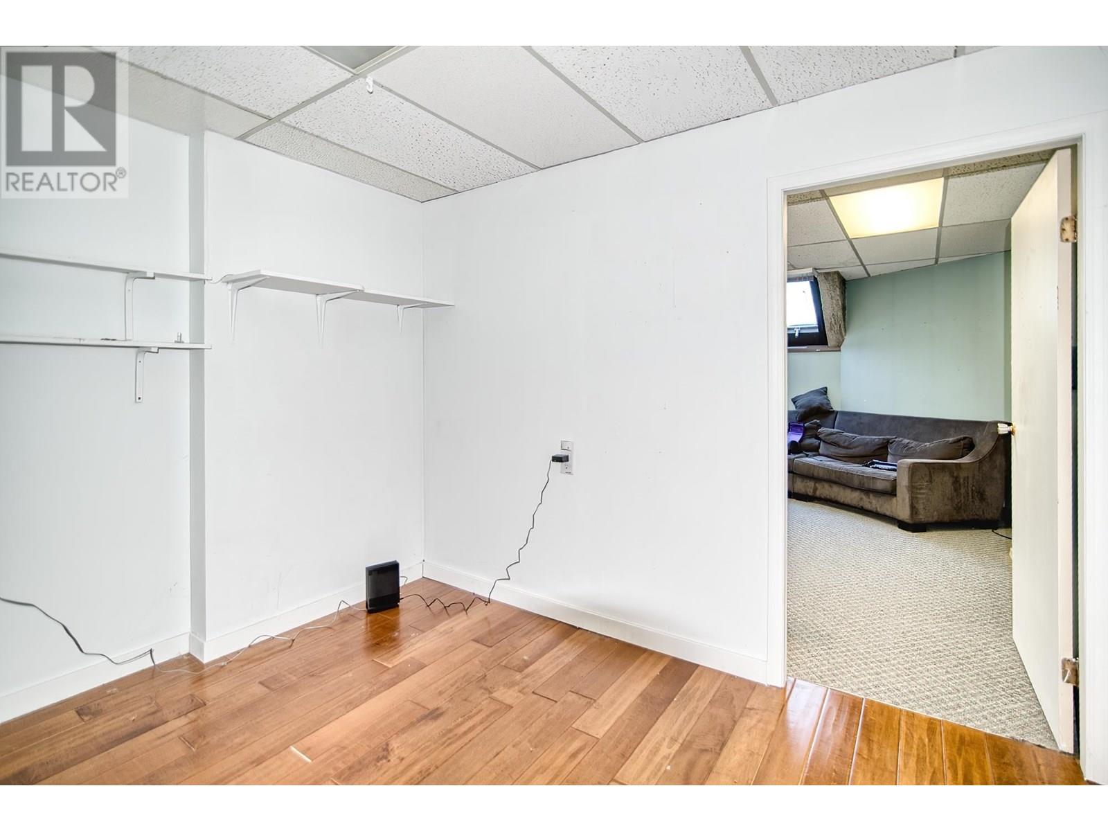 5 5477 Wharf Avenue, Sechelt, British Columbia  V7Z 0H5 - Photo 23 - C8070098