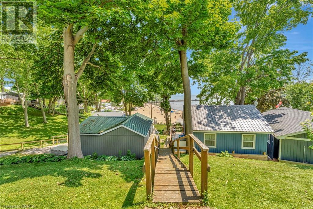 17 Bucks Park, Port Dover, Ontario  N0A 1N0 - Photo 2 - 40740618