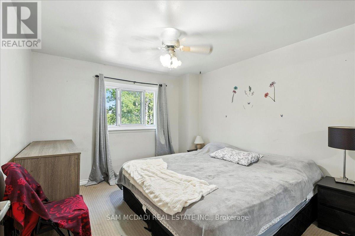 1211 Eighth Line, Oakville, Ontario  L6H 2H2 - Photo 27 - W12227999