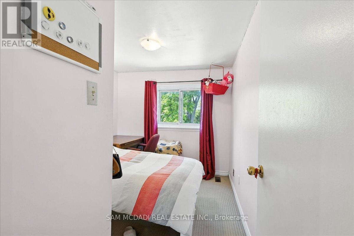 1211 Eighth Line, Oakville, Ontario  L6H 2H2 - Photo 29 - W12227999