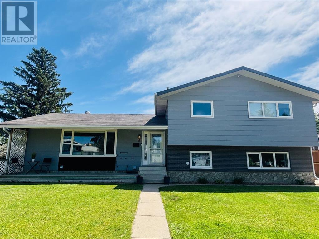 Property at 8 Sara King Court E image 1