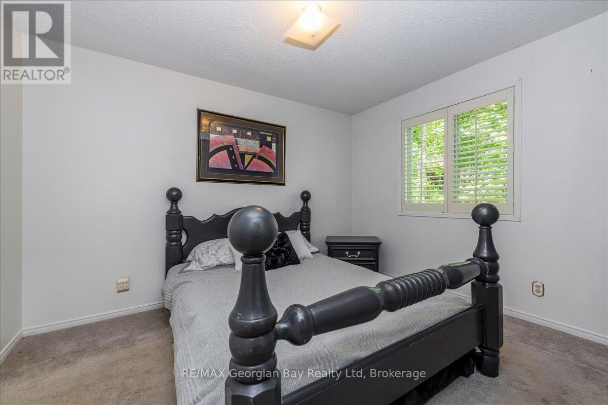 31 Lakeview Crescent, Tiny, Ontario  L9M 1R2 - Photo 18 - S12228049