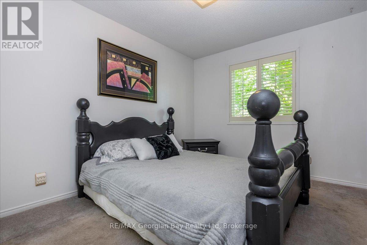 31 Lakeview Crescent, Tiny, Ontario  L9M 1R2 - Photo 19 - S12228049