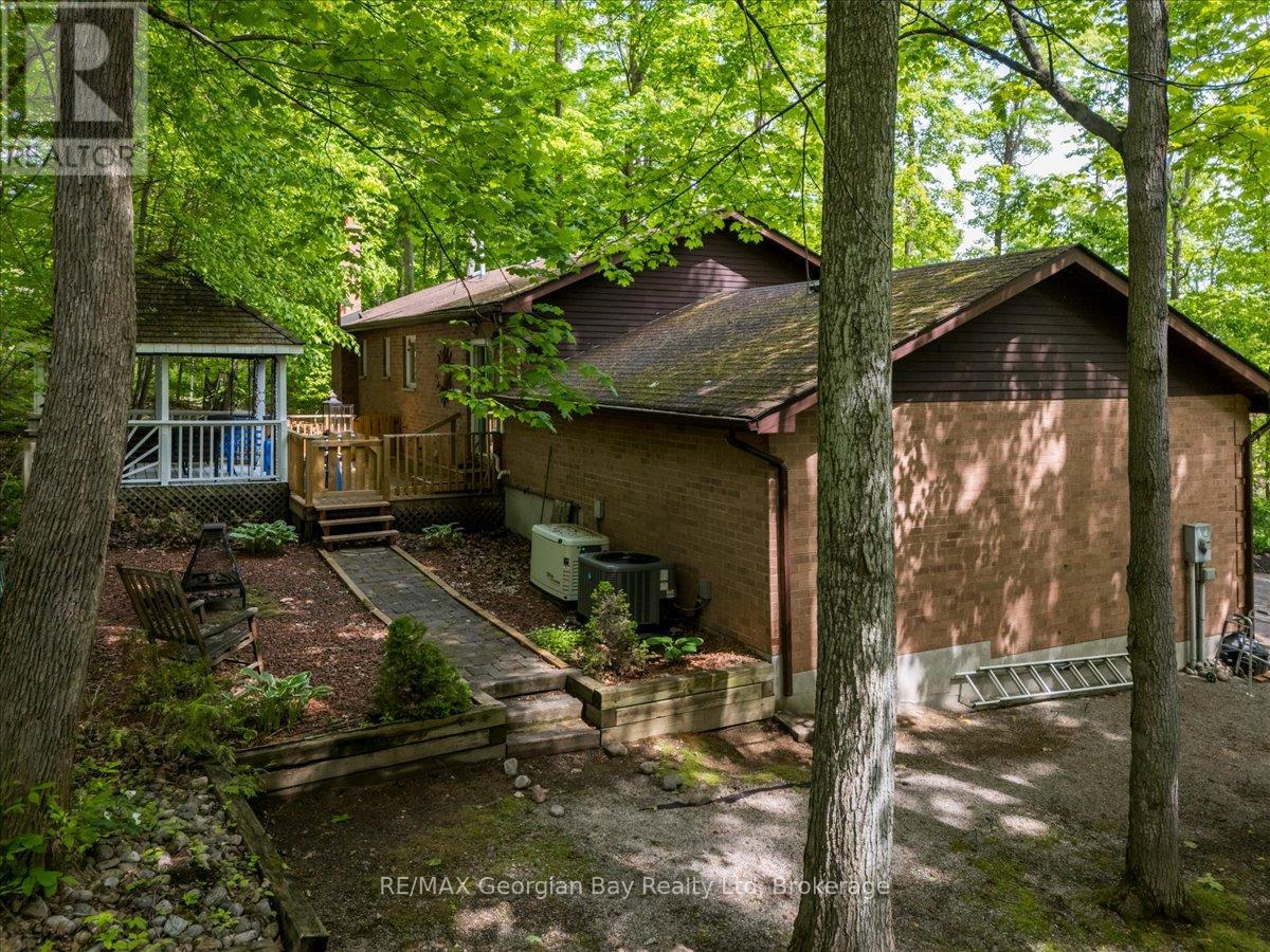 31 Lakeview Crescent, Tiny, Ontario  L9M 1R2 - Photo 31 - S12228049