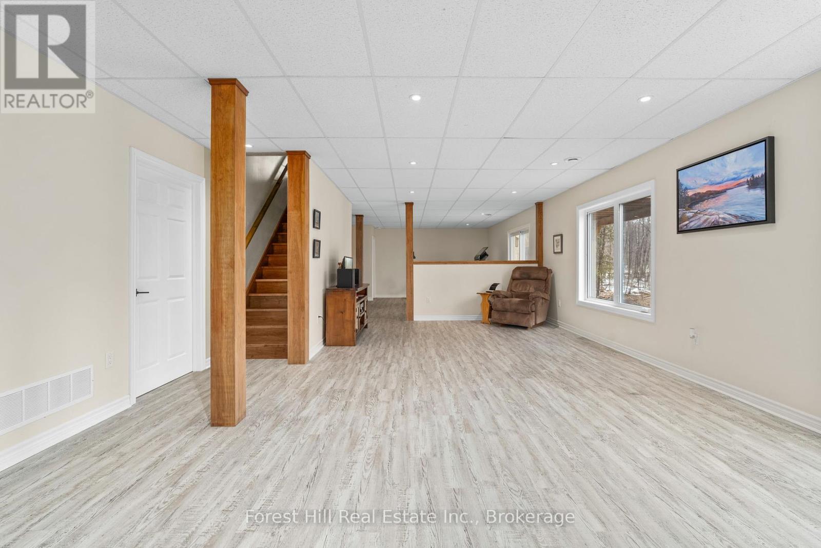 253 Ridgeview Road, Dysart Et Al, Ontario  K0M 1S0 - Photo 30 - X12228054