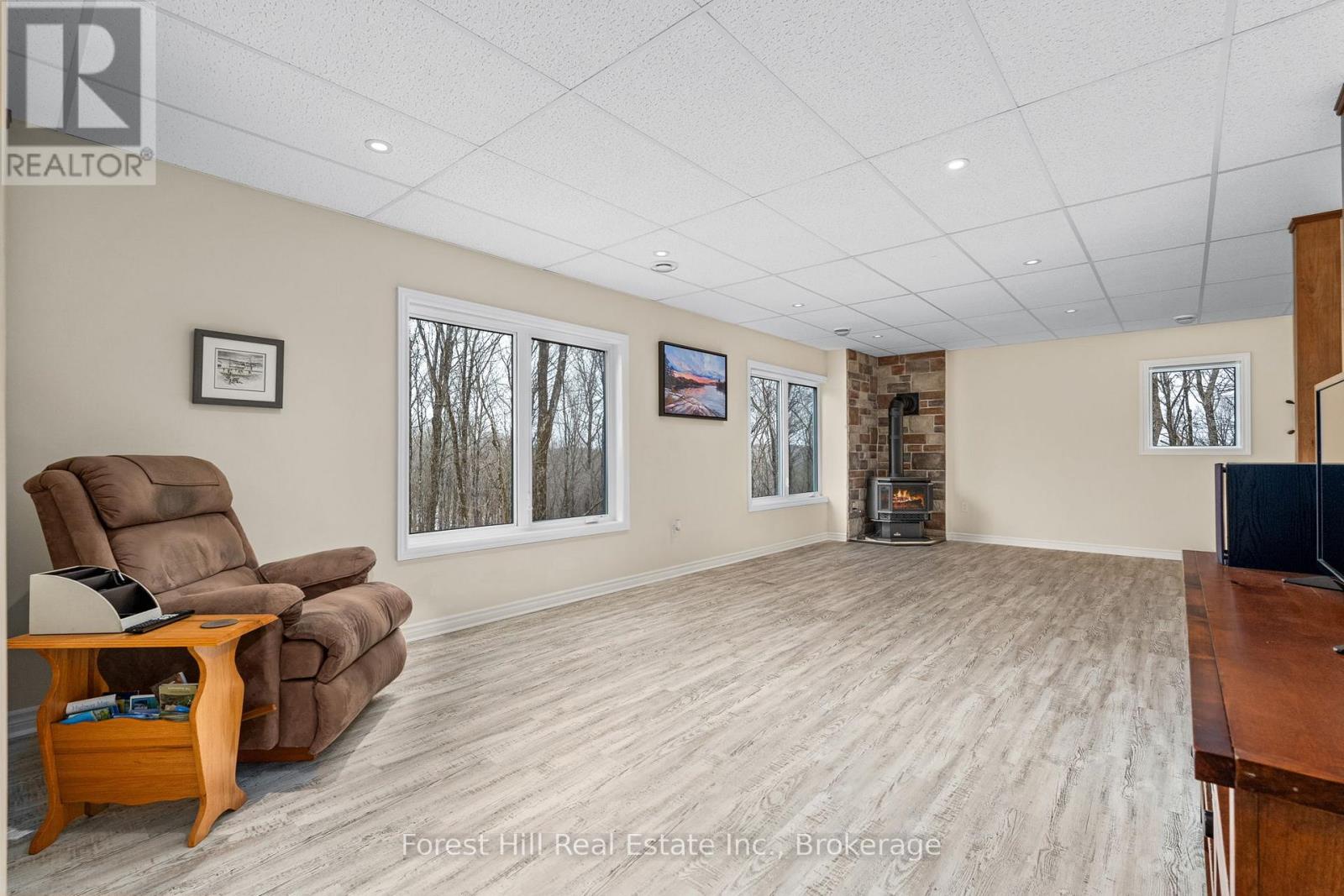 253 Ridgeview Road, Dysart Et Al, Ontario  K0M 1S0 - Photo 45 - X12228054