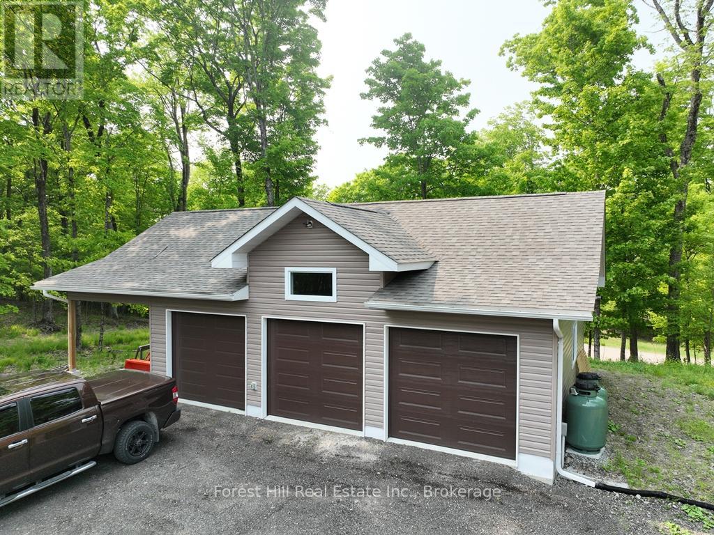 253 Ridgeview Road, Dysart Et Al, Ontario  K0M 1S0 - Photo 6 - X12228054