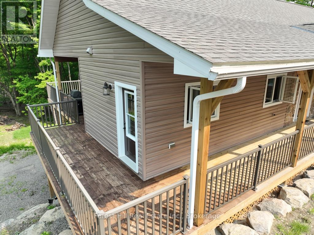 253 Ridgeview Road, Dysart Et Al, Ontario  K0M 1S0 - Photo 8 - X12228054