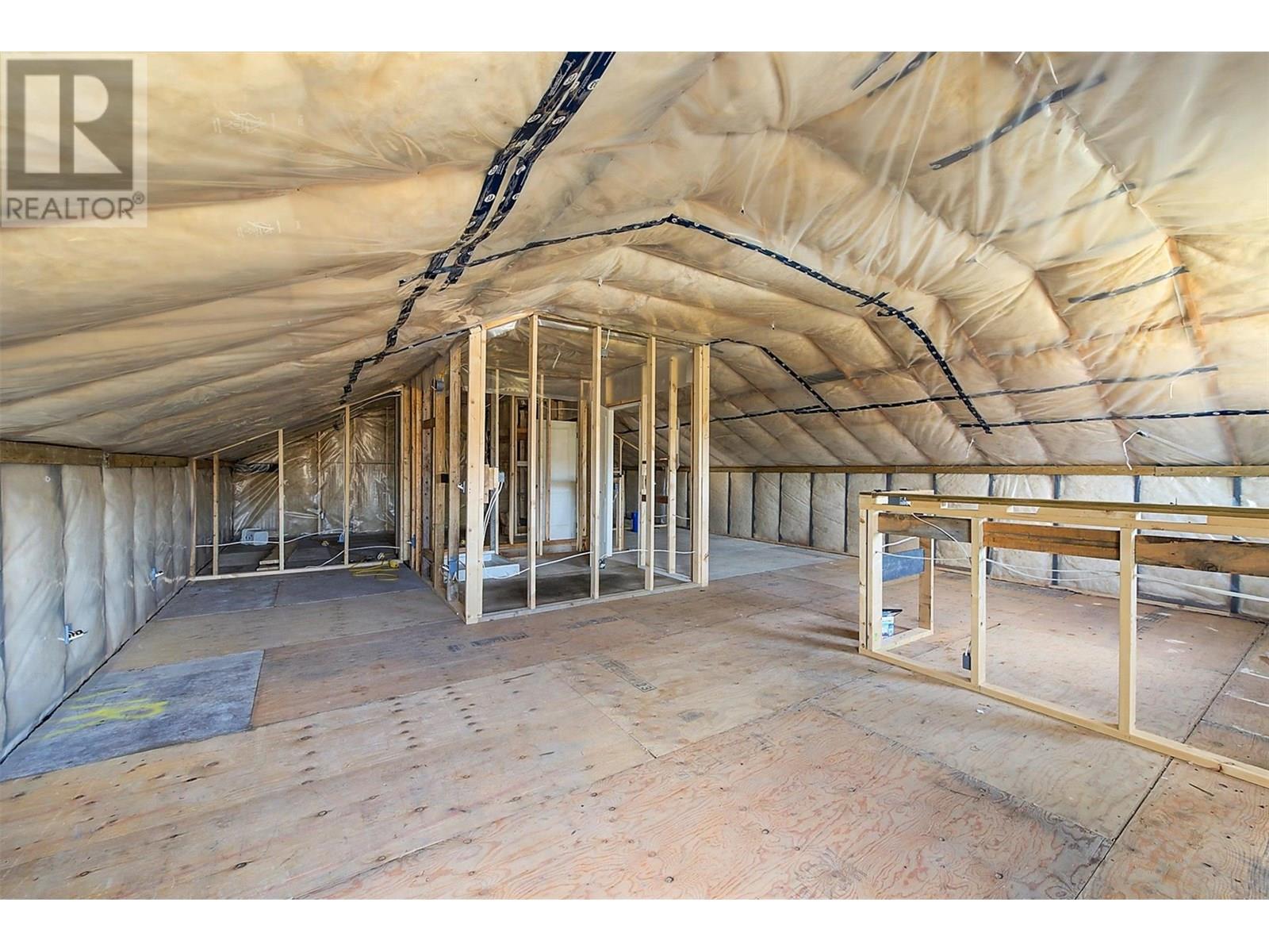 2547 Sexsmith Road, Kelowna, British Columbia  V1V 2G6 - Photo 57 - 10339054