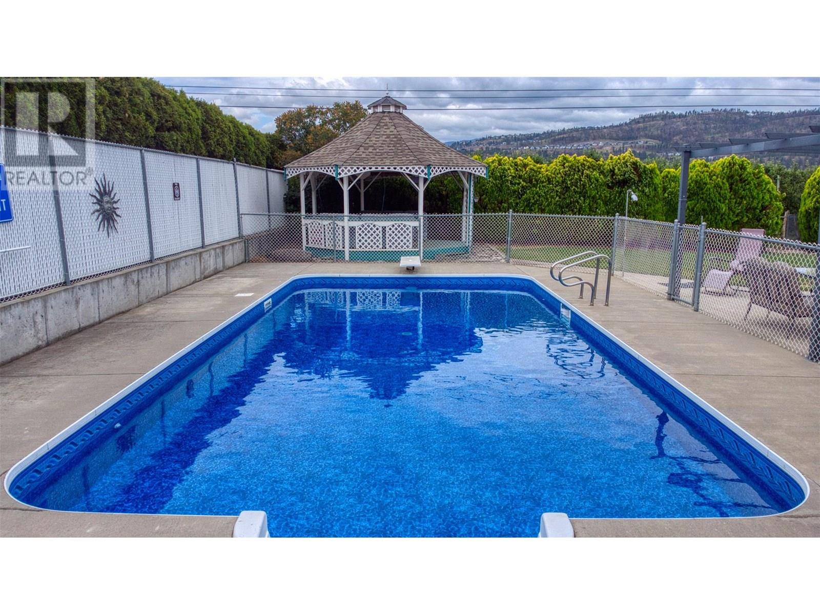 2547 Sexsmith Road, Kelowna, British Columbia  V1V 2G6 - Photo 76 - 10339054