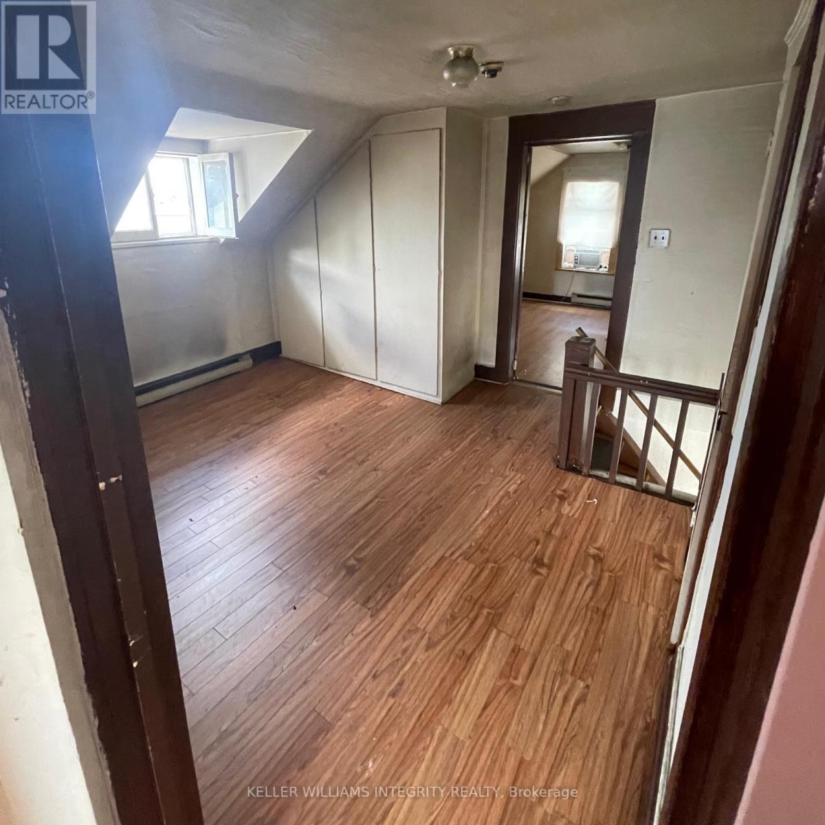 403 Rideau Street, North Grenville, Ontario  K0G 1J0 - Photo 8 - X12228037