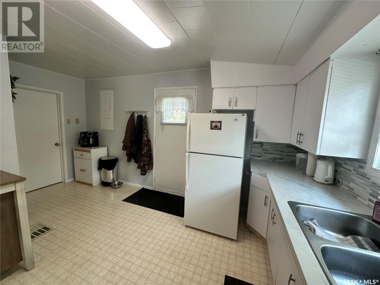 510 7th Street E, Wynyard, Saskatchewan  S0A 4T0 - Photo 11 - SK008933