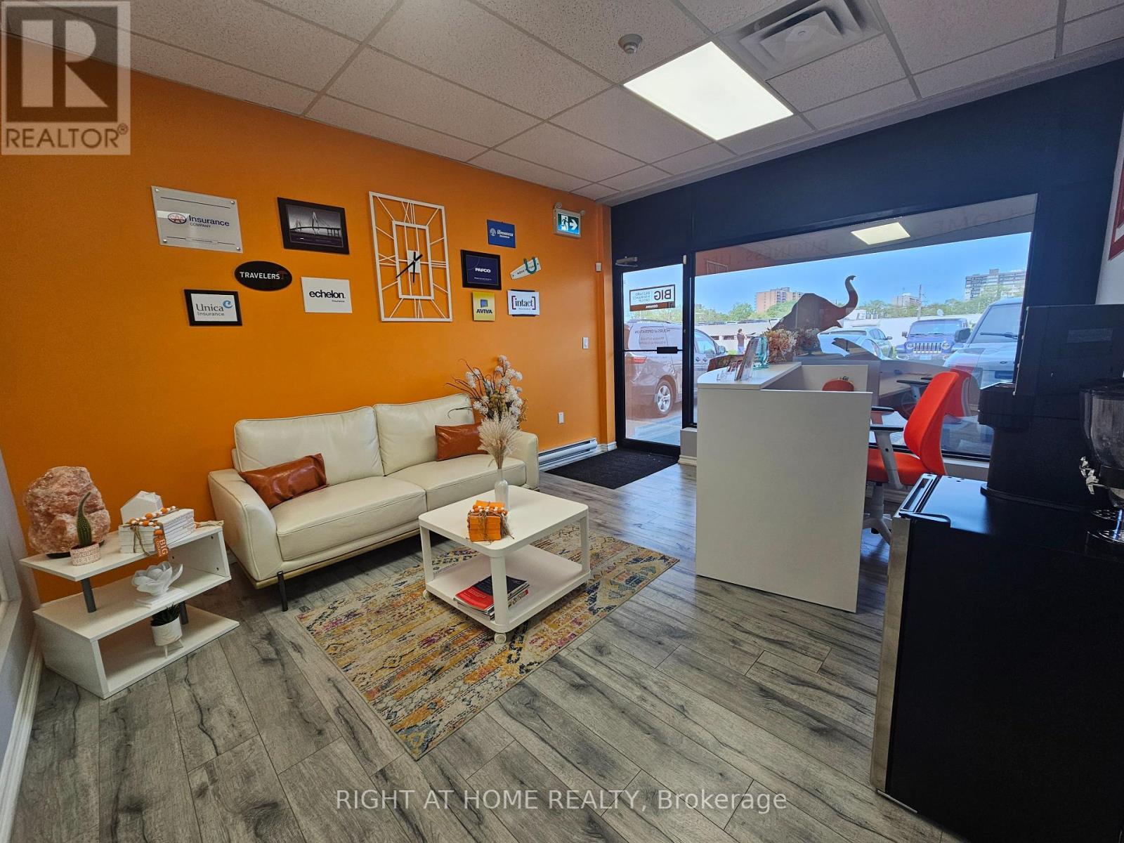 104 - 200 Bond Street W, Oshawa, Ontario  L1J 2L7 - Photo 1 - E12228023