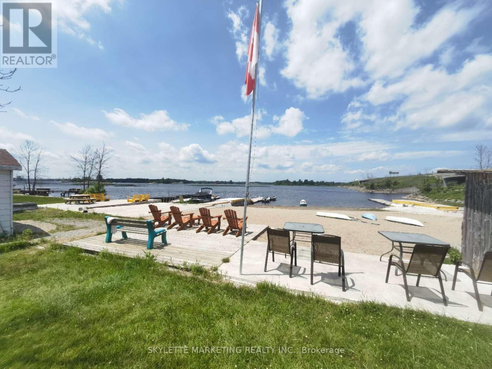 100 Alcove Drive, Tay, Ontario  L0K 1S0 - Photo 5 - S12228029