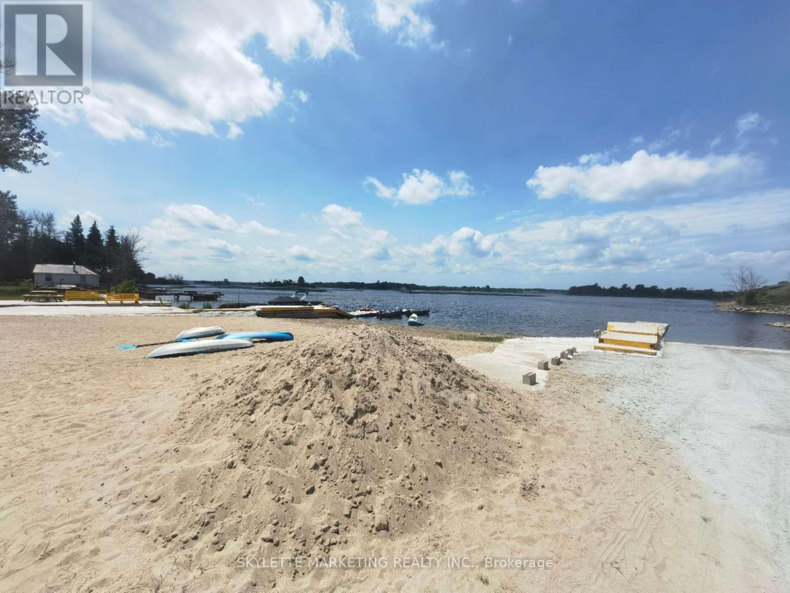 100 Alcove Drive, Tay, Ontario  L0K 1S0 - Photo 7 - S12228029