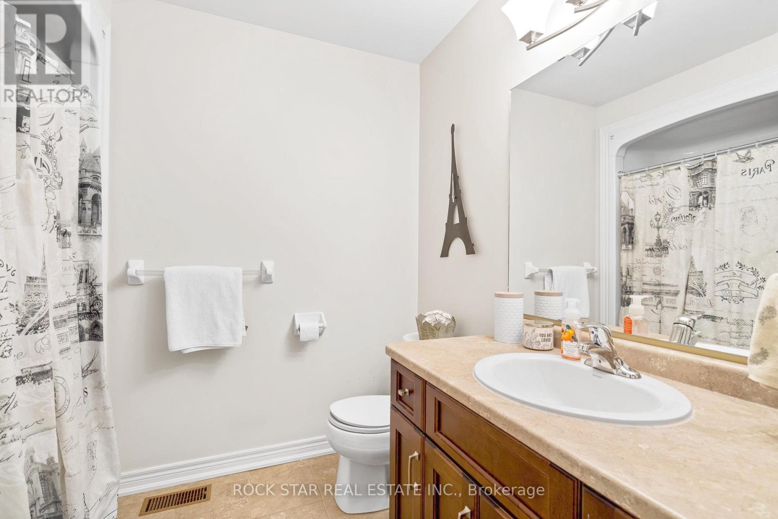 66 Tanner Drive, Pelham, Ontario  L0S 1E4 - Photo 21 - X12228056