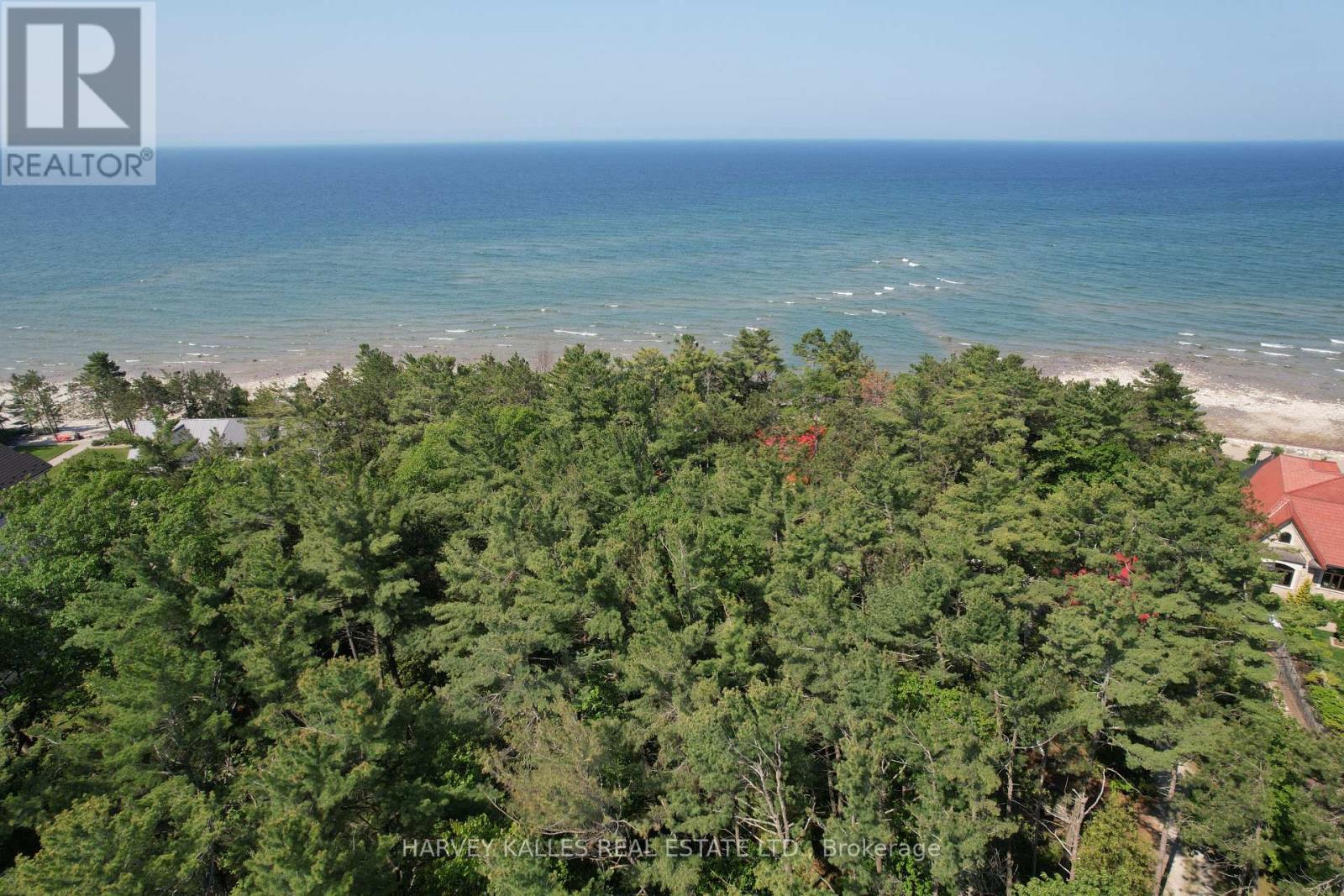 1716 Tiny Beaches Road S, Tiny, Ontario  L9M 0H2 - Photo 5 - S12227675