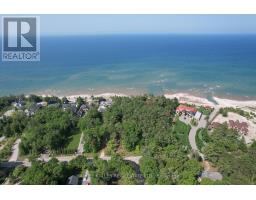 1716 Tiny Beaches Road S, Tiny, Ca