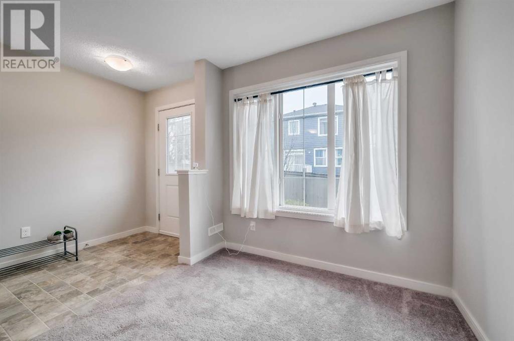 Property at 202 Evansridge Common NW image 5