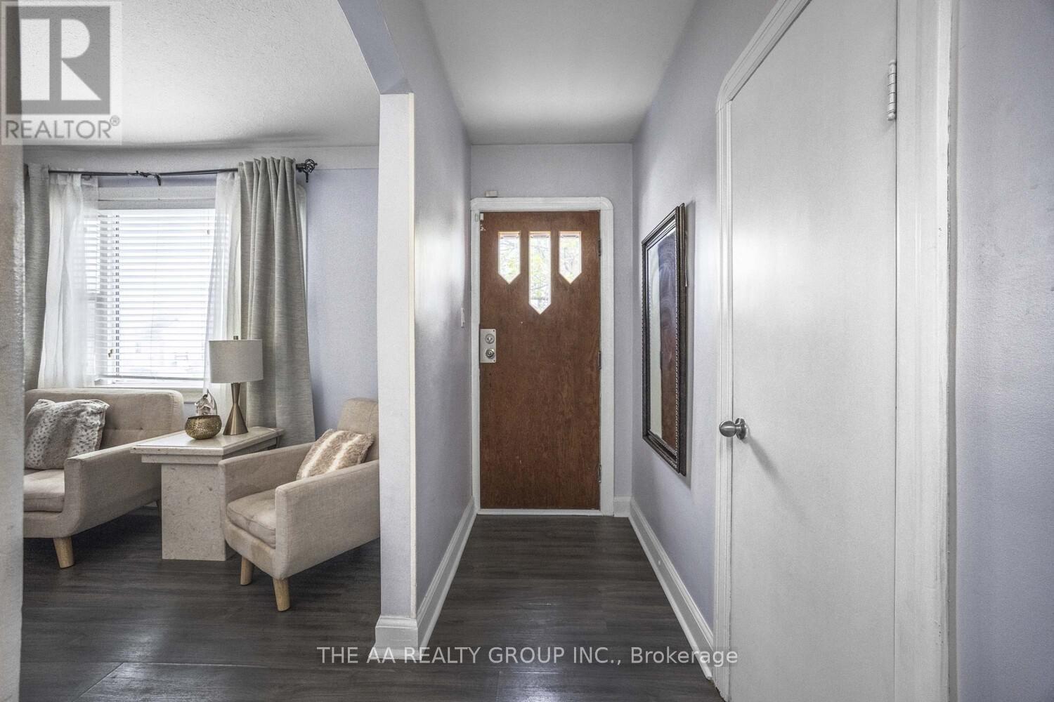 Property at 233 MCNAUGHTON AVENUE image 3