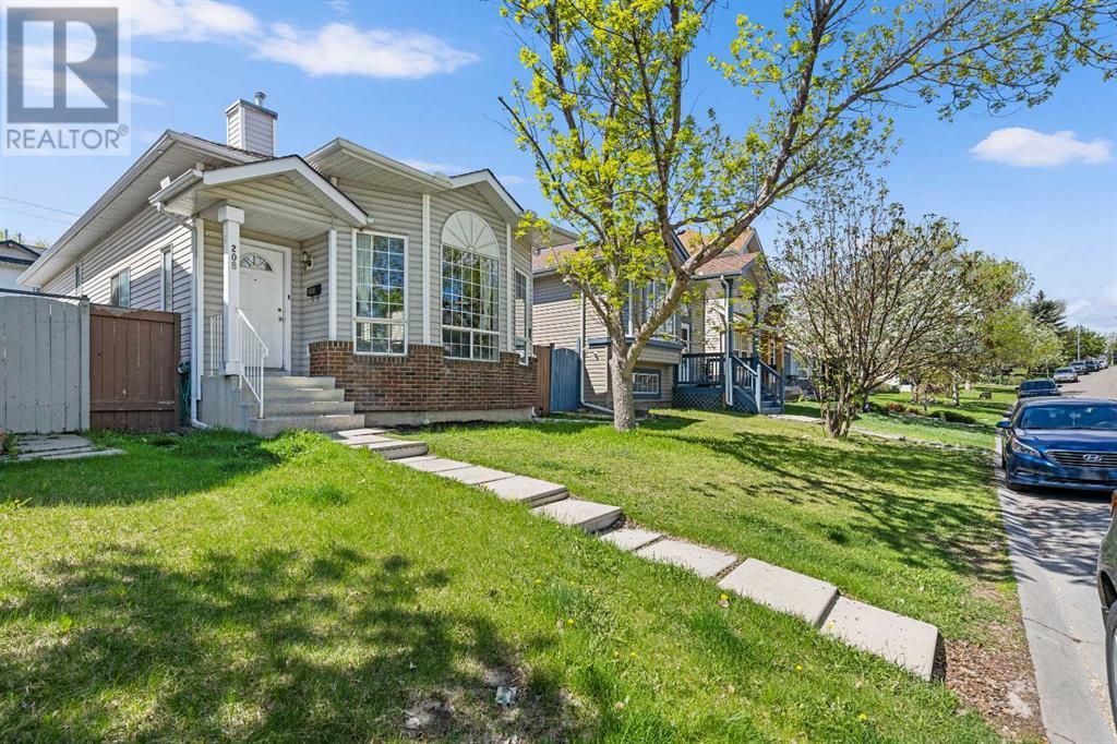 Property at 208 Harvest Gold Circle NE image 3