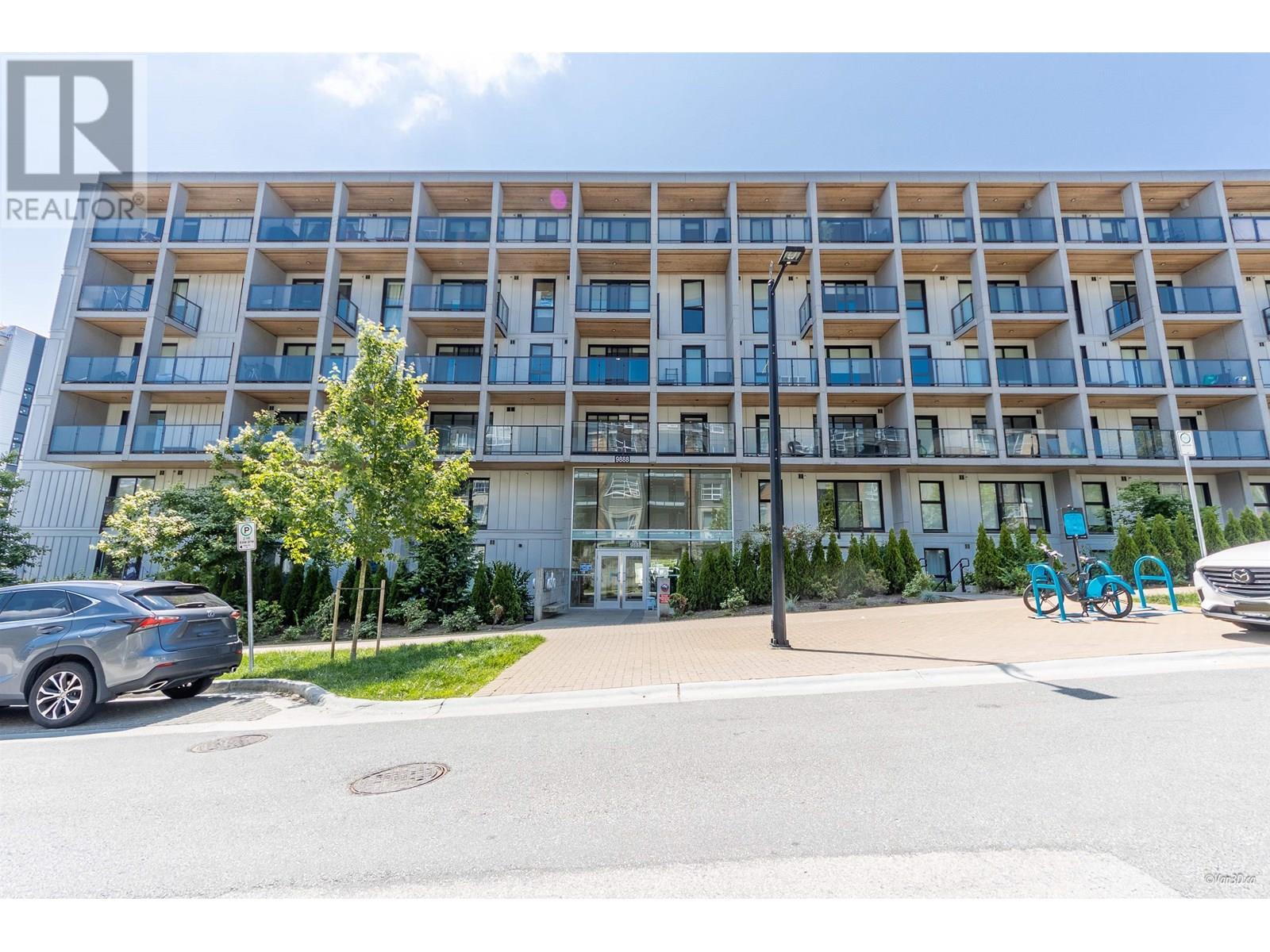 305 9888 UNIVERSITY CRESCENT, Burnaby, British Columbia