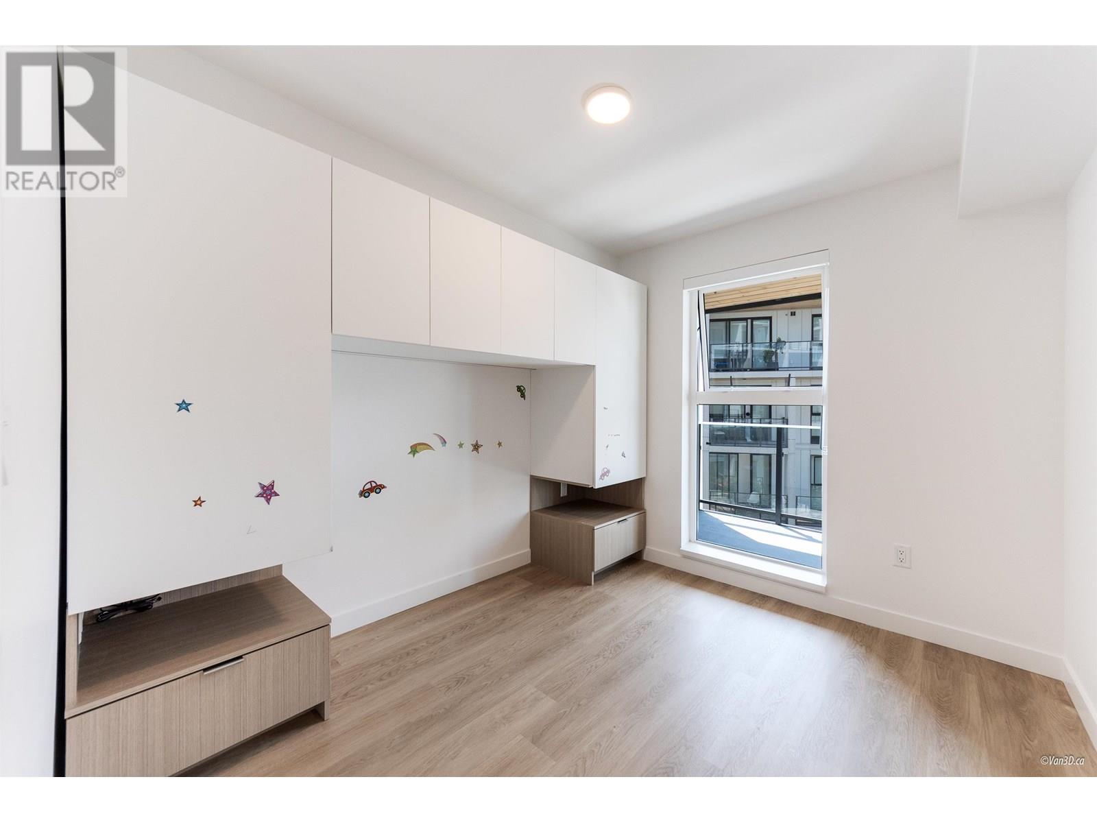 305 9888 University Crescent, Burnaby, British Columbia  V5A 0G4 - Photo 3 - R3013820