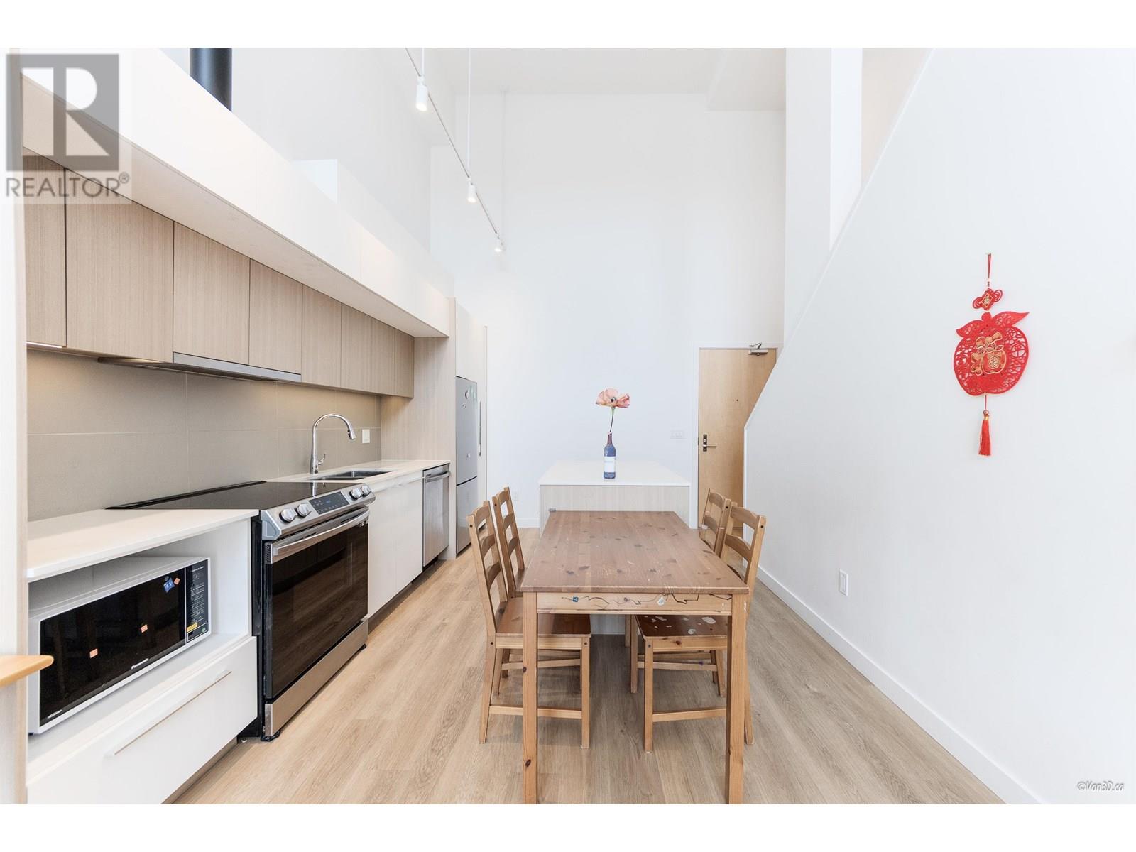 305 9888 University Crescent, Burnaby, British Columbia  V5A 0G4 - Photo 8 - R3013820