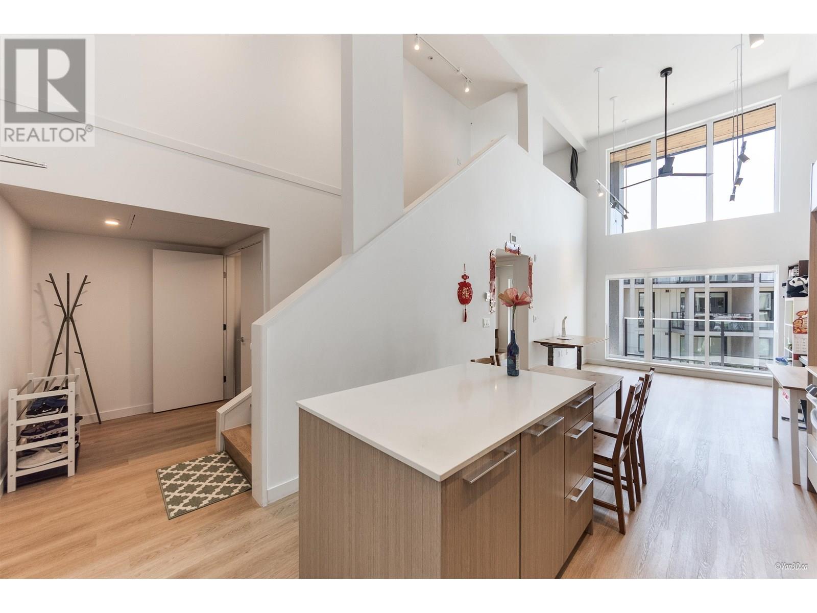305 9888 University Crescent, Burnaby, British Columbia  V5A 0G4 - Photo 12 - R3013820
