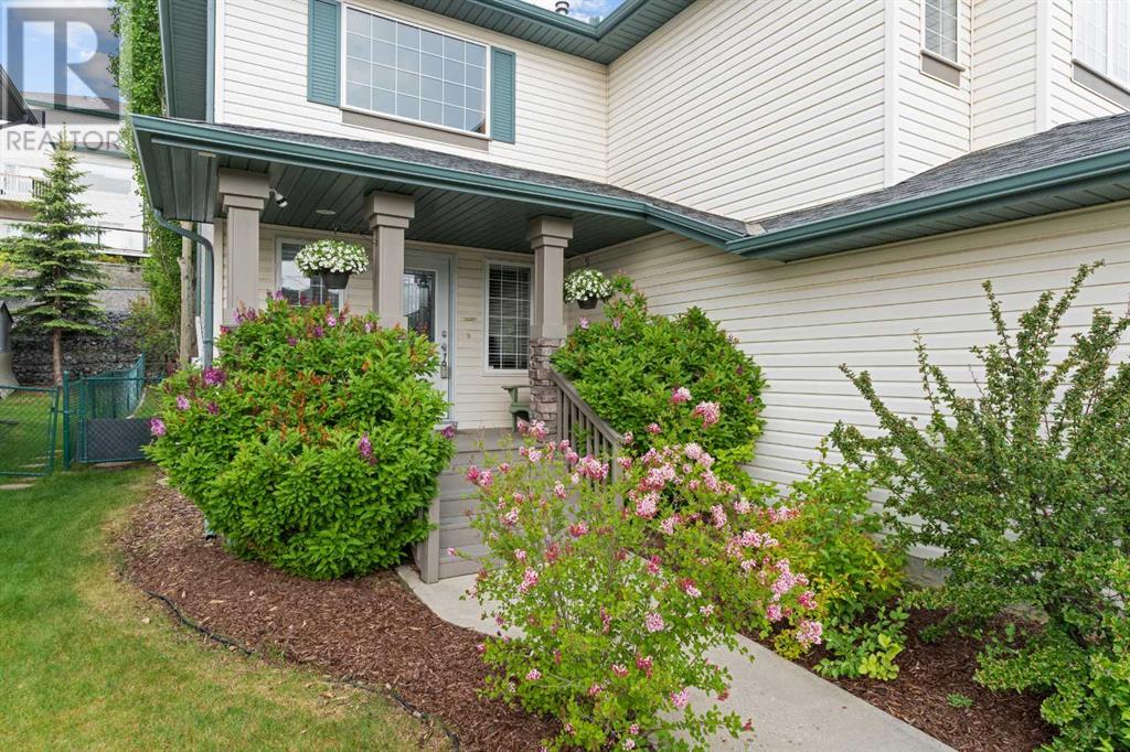 Property at 37 Bow Ridge Drive image 3