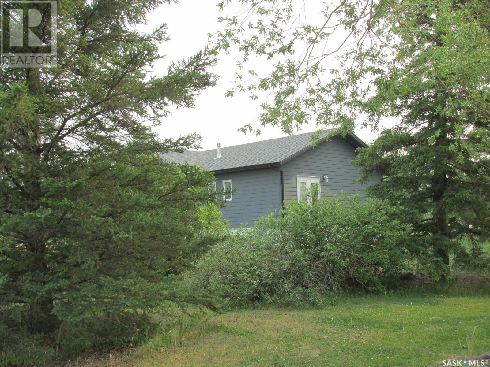 660 Park Road, Zenon Park, Saskatchewan  S0E 1W0 - Photo 2 - SK009503