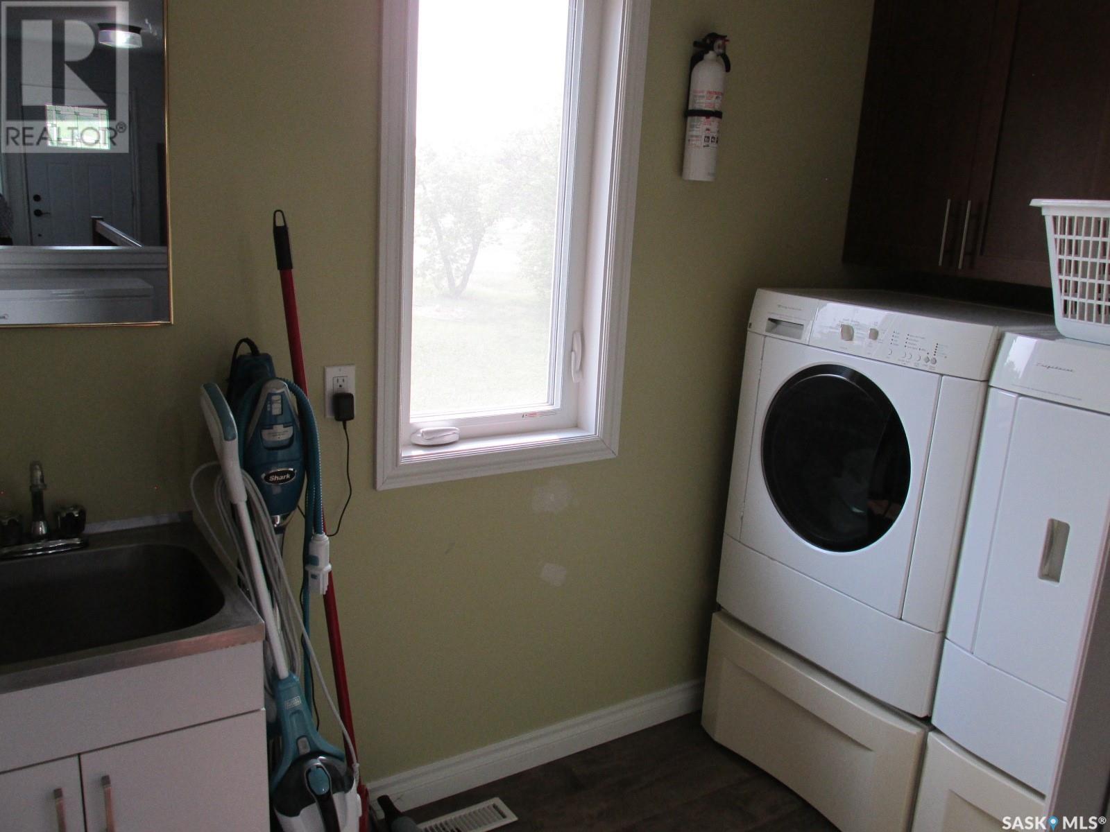 660 Park Road, Zenon Park, Saskatchewan  S0E 1W0 - Photo 26 - SK009503