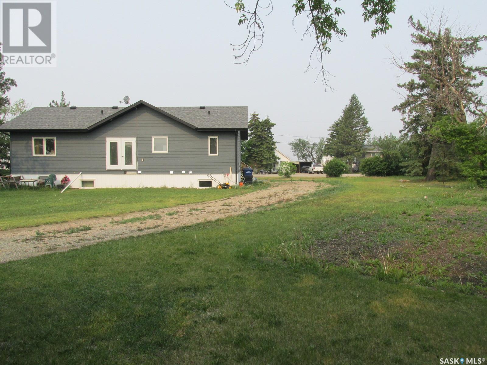 660 Park Road, Zenon Park, Saskatchewan  S0E 1W0 - Photo 46 - SK009503