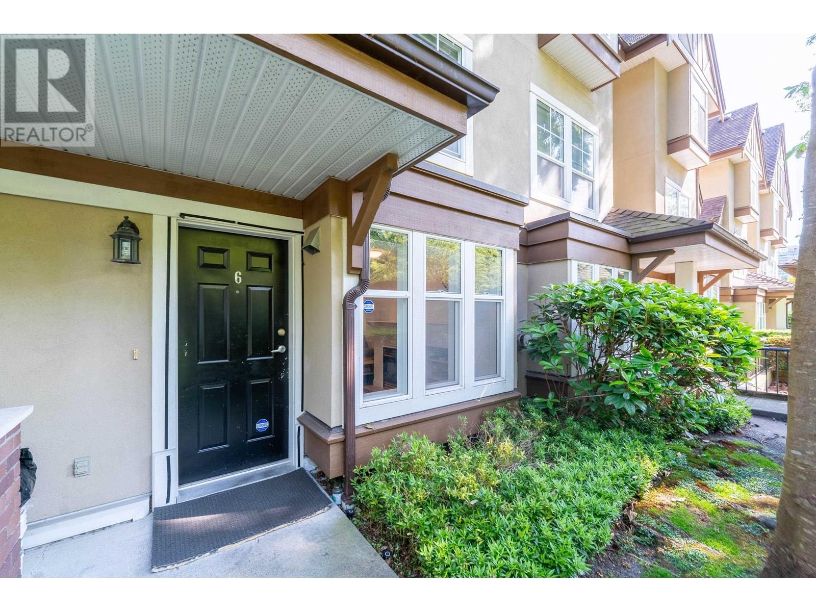 6 7238 18TH AVENUE, burnaby, British Columbia V3N1H3